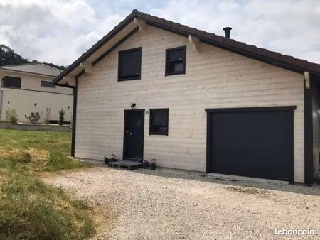 maison 5 pièces 104 m2