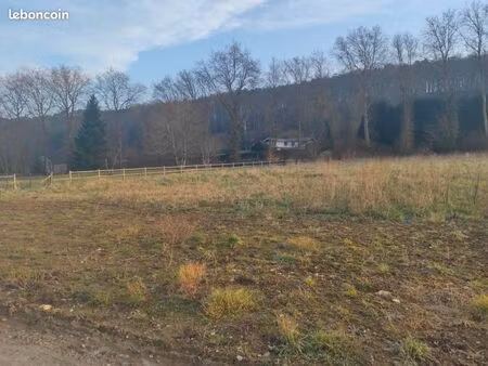 terrain 1 376 m² boulleville