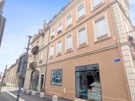 studio 1 pièce 32 m²