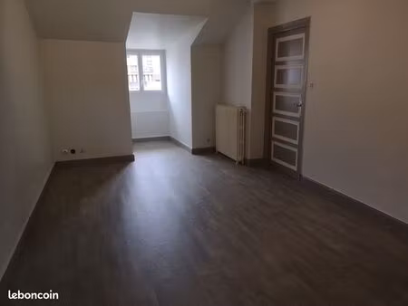 appartement climatisé - t2 centre ville brive