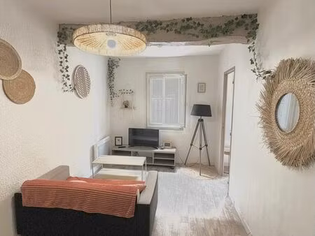 appartement entièrement meublé centre-ville  clim réversible + wifi
