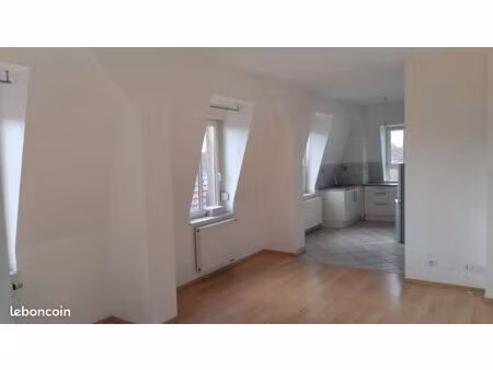 bel appartement lumineux à louer