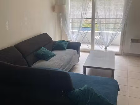 t2 meublé 43 m² – balcon – parking – résidence sécurisée – langon