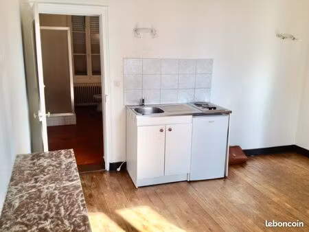 studio centre ville montargis