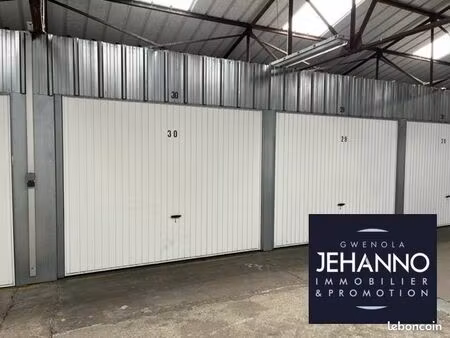 parking/box 16 m² vannes