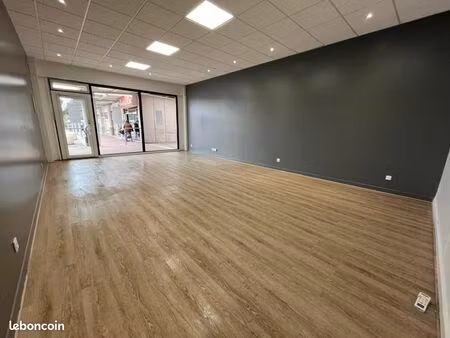 local commercial 50 m²
