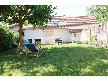 maison 7 pièces 180 m²