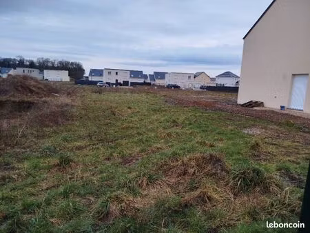 terrain 378 m² angerville la campagne