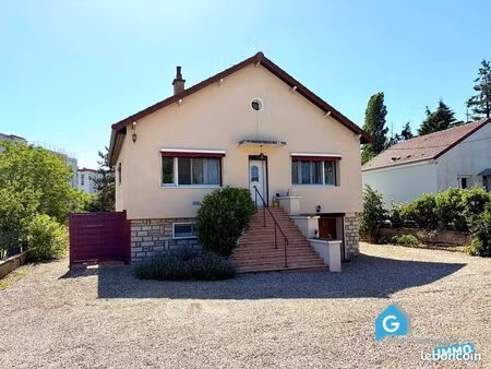 maison 4 pièces 84 m²