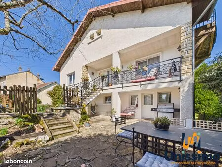 maison 7 pièces 155 m²
