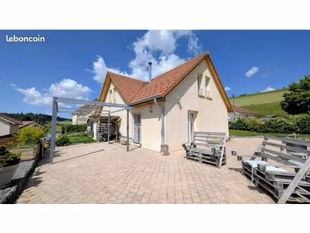 maison 6 pièces 145 m²