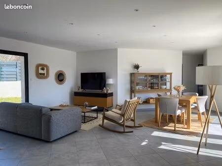 villa 4 pièces 105 m²