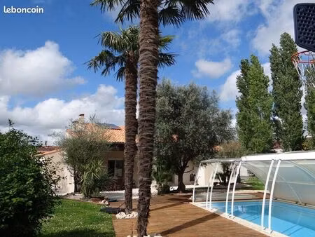 maison 7 pièces 210 m²