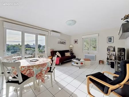 appartement 3 pièces 63 m²