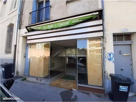 commerce 39 m²