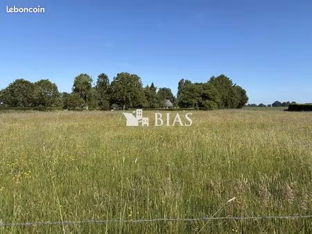 terrain 1001 m² colletot