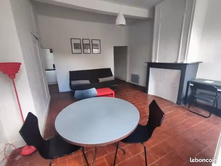 loue t1 bis meublé auch