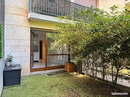studio 1 pièce 26 m²