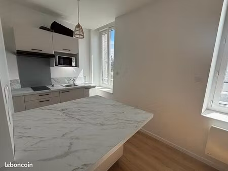 studio 1 pièce 23 m²