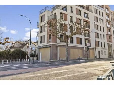 local commercial 115 m² nogent-sur-marne