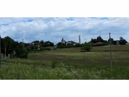 terrain constructible 655 m²