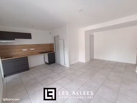 studio 1 pièce 27 m²