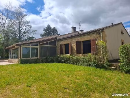 maison 5 pièces 197 m²