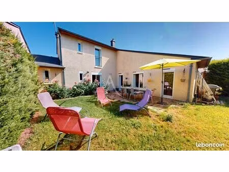maison 5 pièces 121 m²