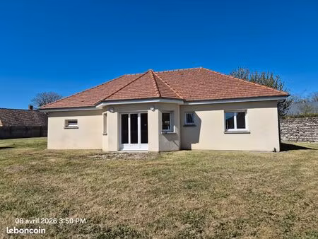 ensemble immobilier maison et local commercial