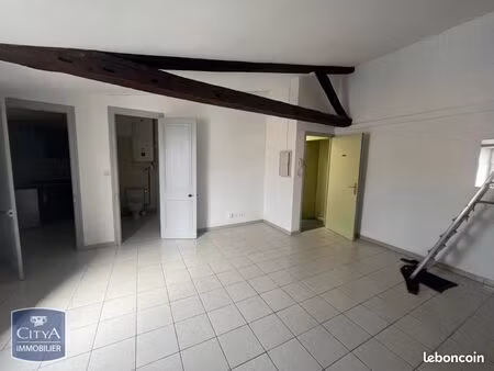 studio 1 pièce 30 m²