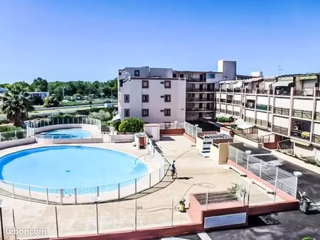 t2 cabine meublé clé en main airbnb • piscine • le grau-du-roi • 190 000