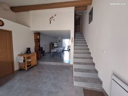 maison 3 pièces centre du village