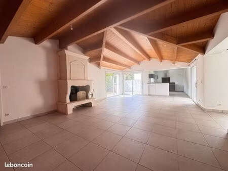 maison 5 pièces 131 m²