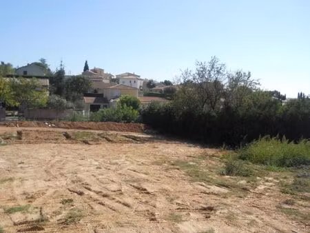 terrain 378 m² vergeze