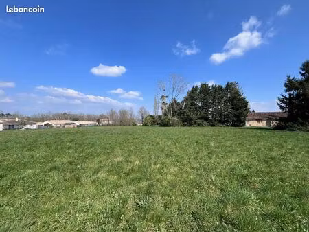 terrain 5000 m² boulazac isle manoire