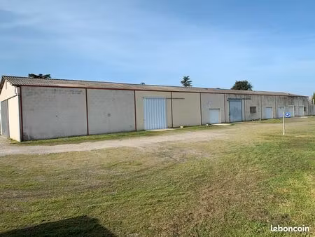 local de dépôt  stockage à muret  sortie sud
