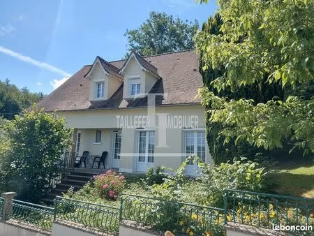 maison 6 pièces 155 m²