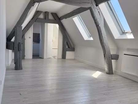 appartement studio 20 m² – centre-ville pont-de-l’arche