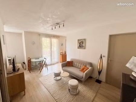 appartement 1 pièce 33 m²
