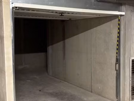 garage box fermé à louer – résidence echo – castelnau-le-lez