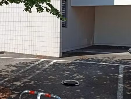 parking/box montpellier