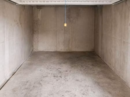 garage fermé - quartier malbosc  montpellier