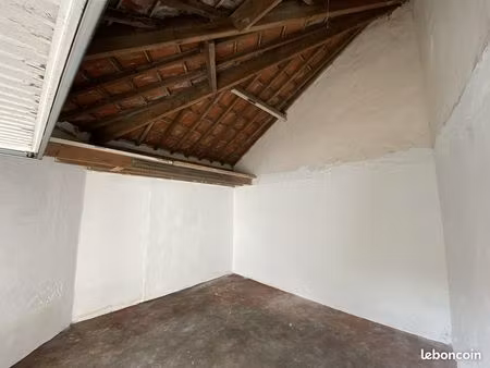 grand volume garage / box à louer – vernon centre (proche gare) – volume exceptionnel 20 m