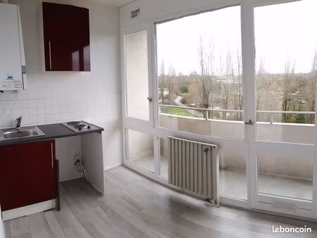 studio 1 pièce 25 m²