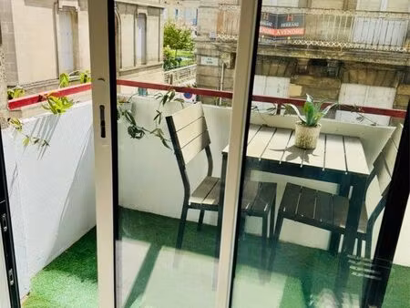 meublé t1 26 m2 avec balcon centre bastide