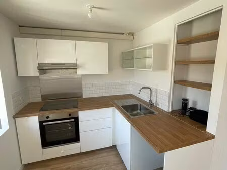 appartement t2 lumineux et climatisé - centre-ville lunel