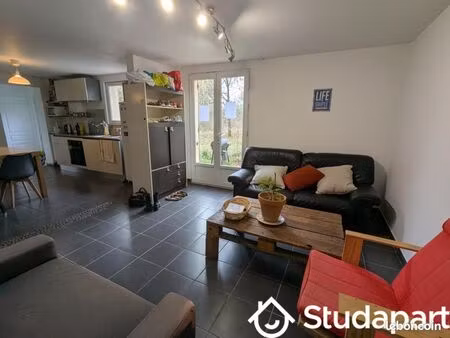 chambre 1 pièce 10 m²