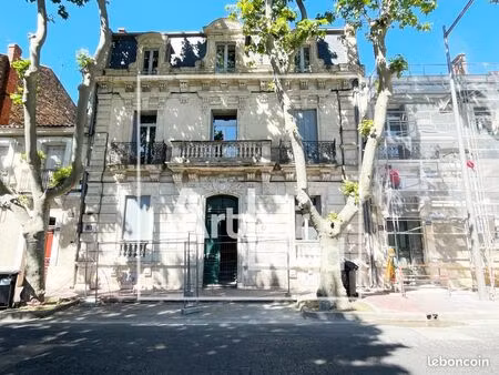 bureaux 75 m²