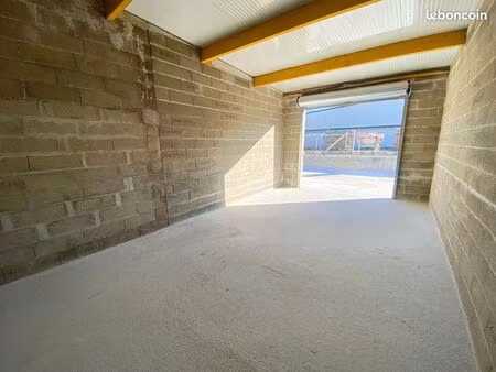 parking/box 25 m² podensac