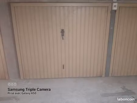 a vendre garage